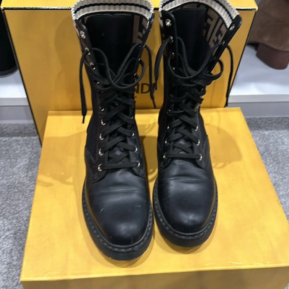Authentic Fendi Boot - Picture 6 of 7
